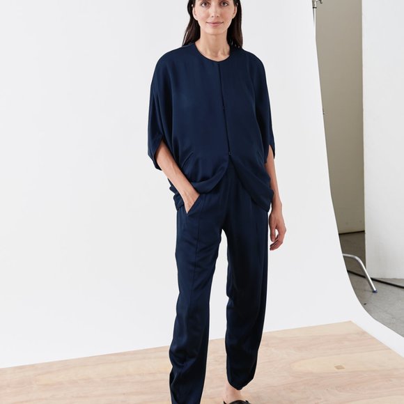 Zero + Maria Cornejo - Cropped Akeo Pant, Pebble Silk, Ink Jet (Navy), 10 - Picture 2 of 3